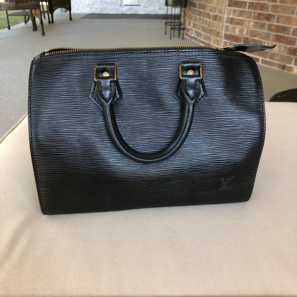 Louis Vuitton Epi Noir speedy 25